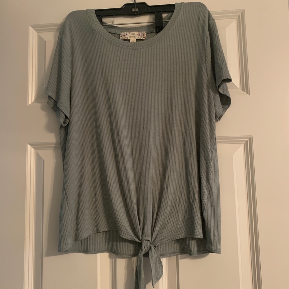 pink republic, large, greenish blue t shirt, light, ribbed.